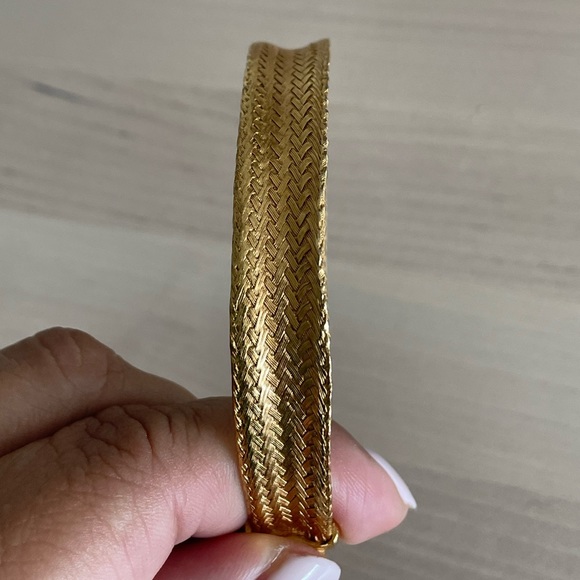 Gold Chanel CC 24k Woven Bangle 00A 2000 Vintage Y2K - Picture 9 of 15